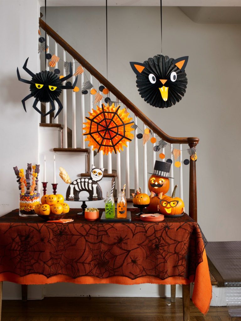 Mark Roemer Image of Halloween decorations